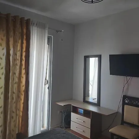 Lungomare Ciak 3 Apartment Vlore